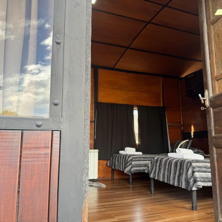 El Vagón del Tiempo-Museo Retro, Autos Clásicos - Two-Bedroom House - 2