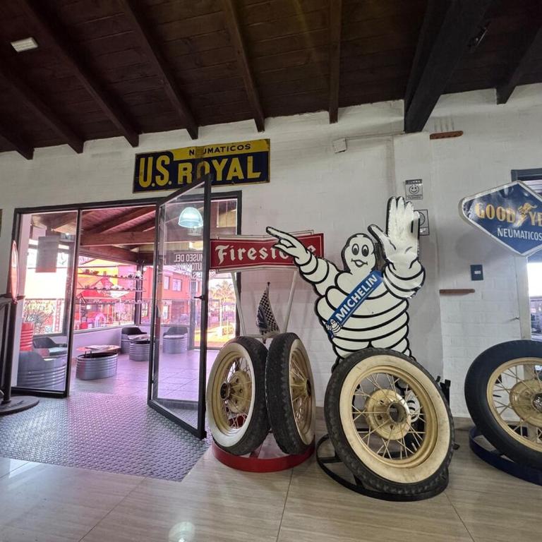 El Vagón del Tiempo-Museo Retro, Autos Clásicos - Casa de 2 dormitorios - 66