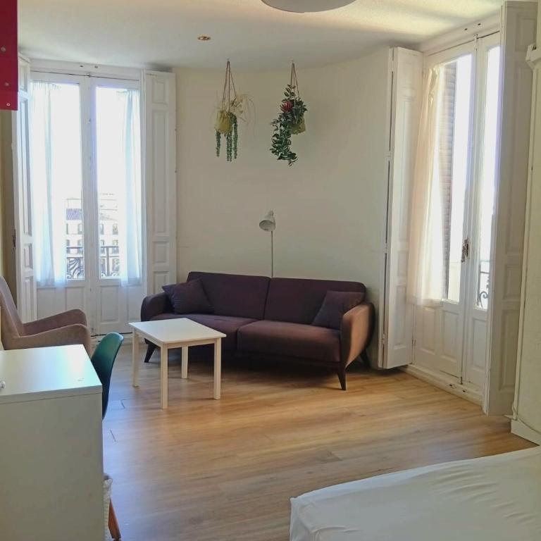Guest House Éxito en Madrid - Vierbettzimmer - 12