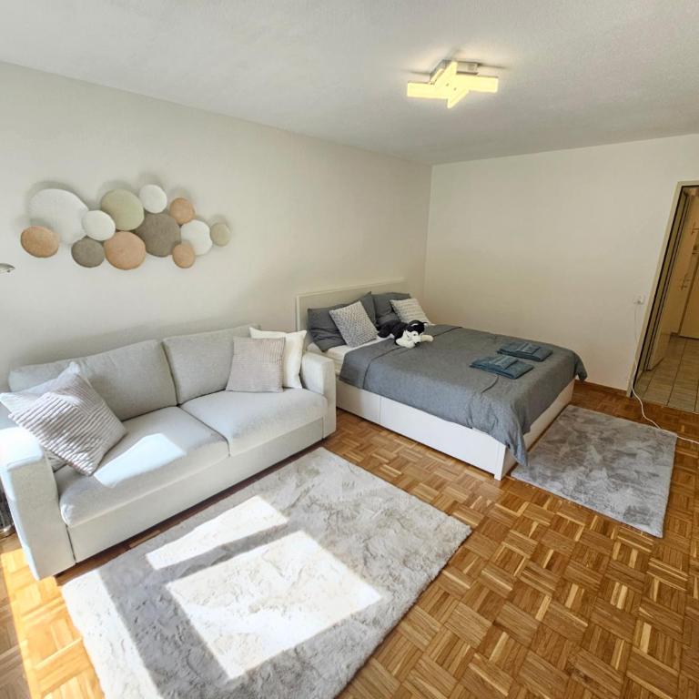 Premium Apartments - Pilatus View - AC - Apartment mit Aussicht und Balkon - 1