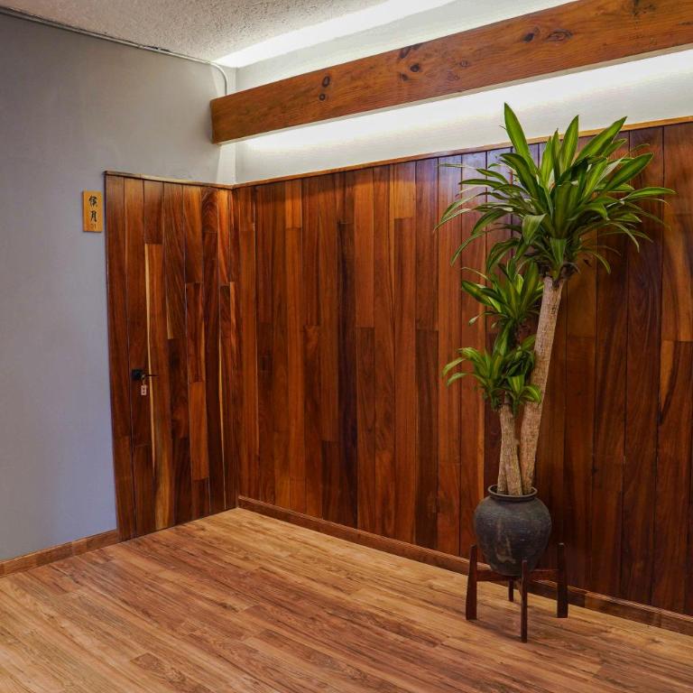 Pure - Queen Room with Garden View - 7