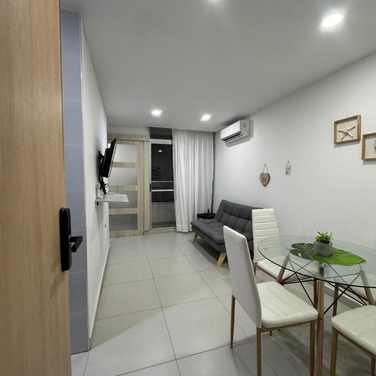 Apartamento Familiar - Apartamento de 2 dormitorios - 2