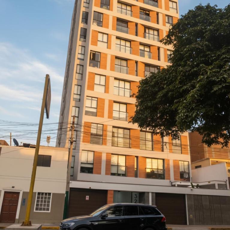 Departamento en Surquillo Limite con Miraflores - Apartamento de 2 dormitorios - 3