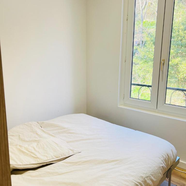 Studio Port-Garibaldi proche mer calme et AC - Appartement 1 Chambre - 2