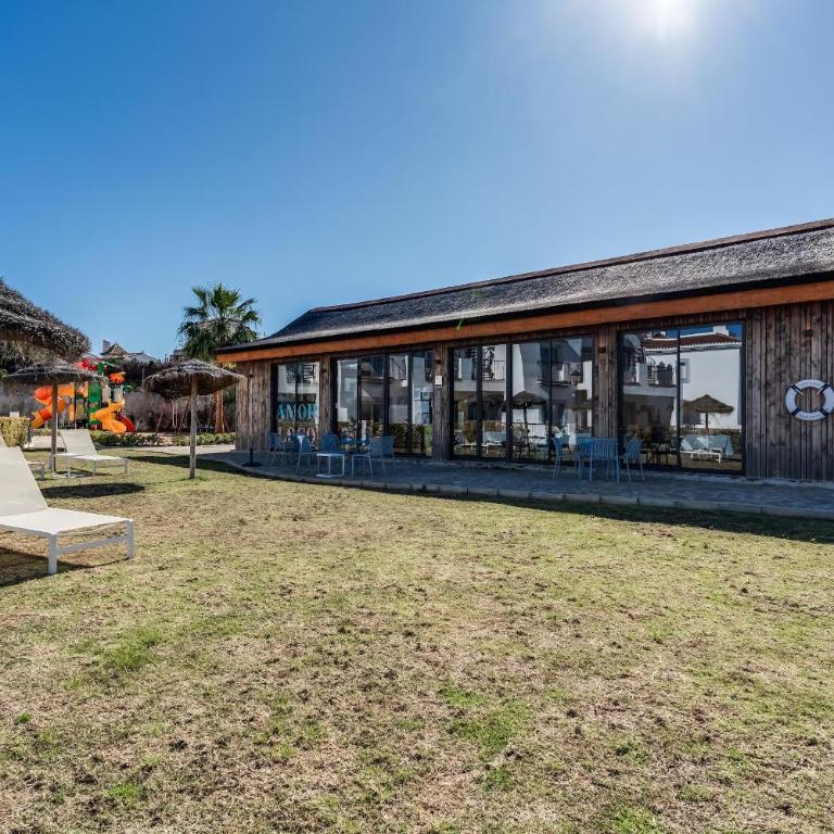 Sea View Penthouse - Magical Resort in the Heart of the Golf Paradise - Paraíso Pueblo, Benahavís - Apartment - 52