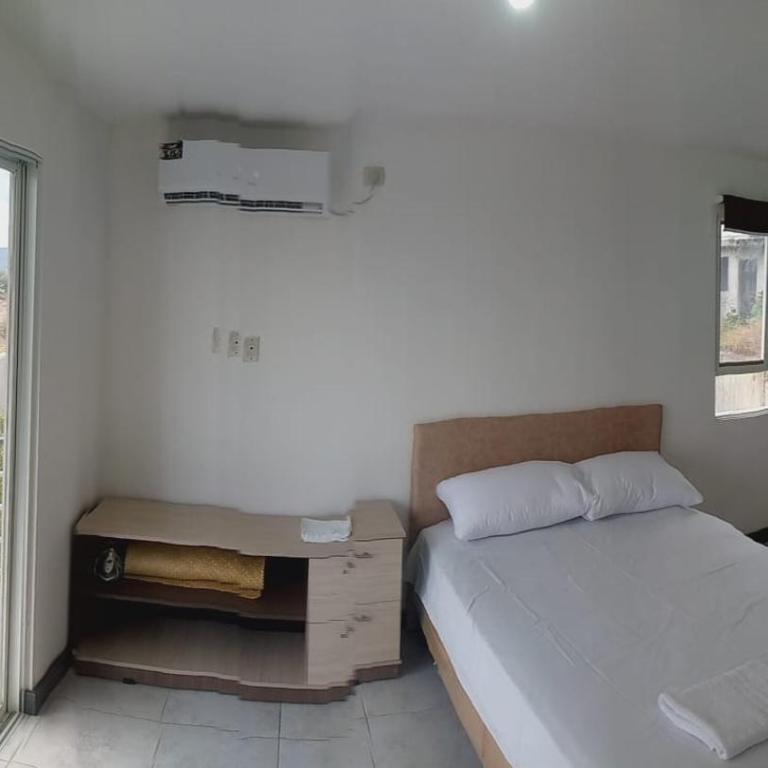 House in Manta, 15'from the beach 10' from airport - Three-Bedroom House - 22