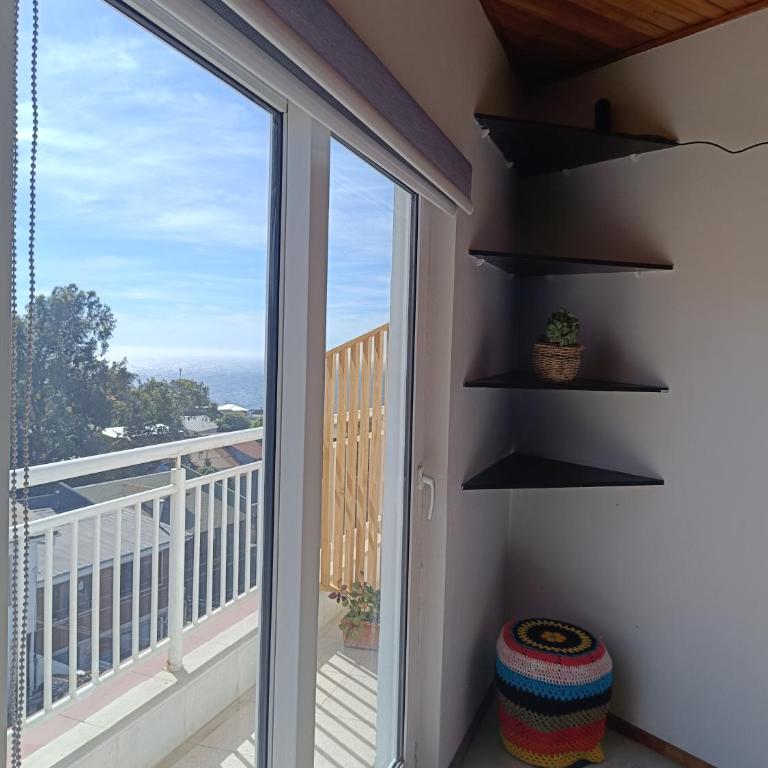 Hostal lala porteña vista al mar, baño privado y desayuno - Habitación Triple Superior con vistas al mar - 8