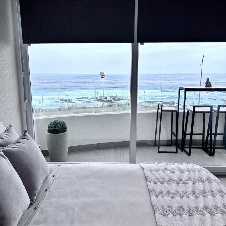 Oceanfront for 4 Nuevo Distrito Cavancha Frente al Mar - One-Bedroom Apartment with Sea View - 3