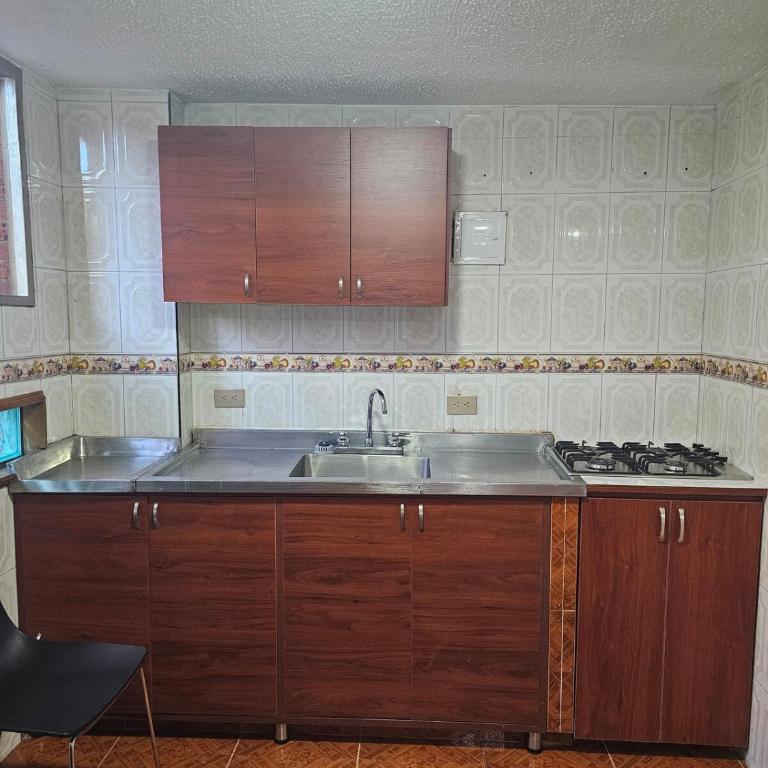 Comfortable apartment, close to the airport - Apartamento de 2 dormitorios - 1