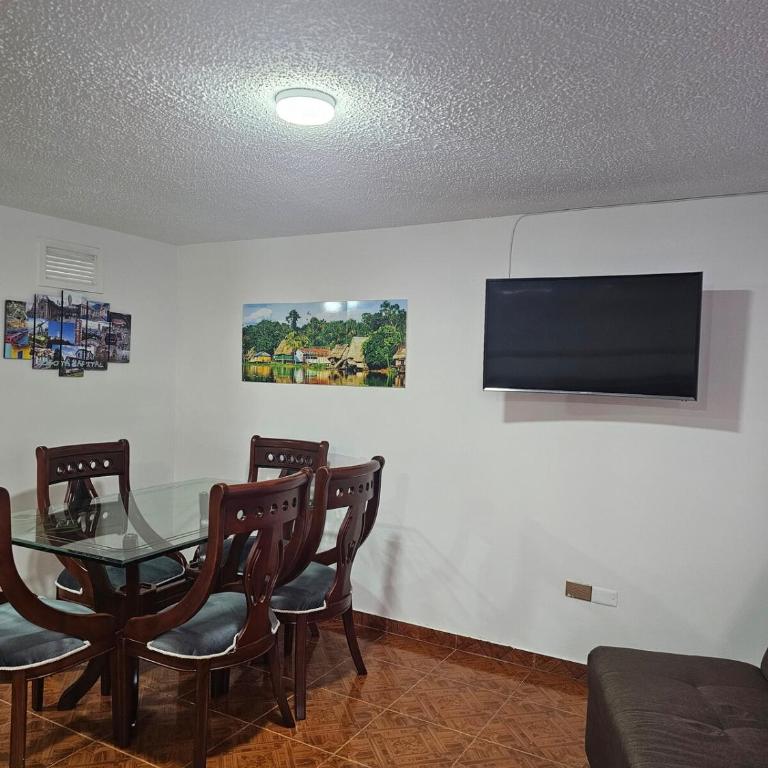 Comfortable apartment, close to the airport - Apartamento de 2 dormitorios - 3