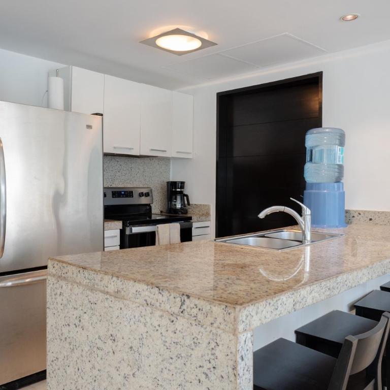 Elements 215 condo - Two-Bedroom Apartment - 27