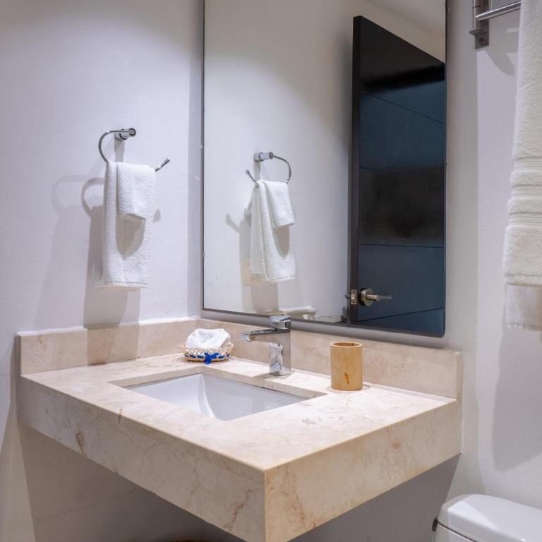 Elements 215 condo - Two-Bedroom Apartment - 42