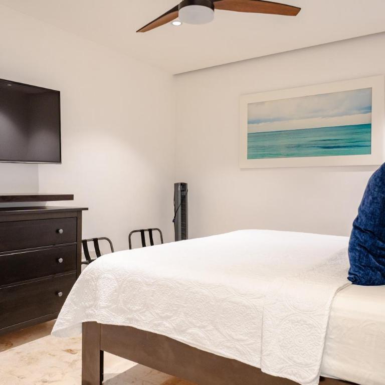Elements 215 condo - Two-Bedroom Apartment - 49