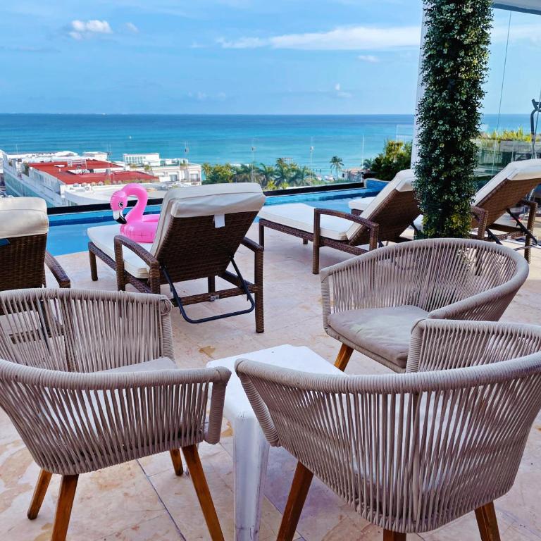 Ocean View Balcony, Rooftop, Estudio next 5thAve - Apartment mit Aussicht und Balkon - 1