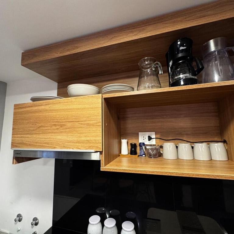 Luxury Apartment with Cowork Space, WiFi, and a Pool in a Business Area - Deluxe King Studio - 14