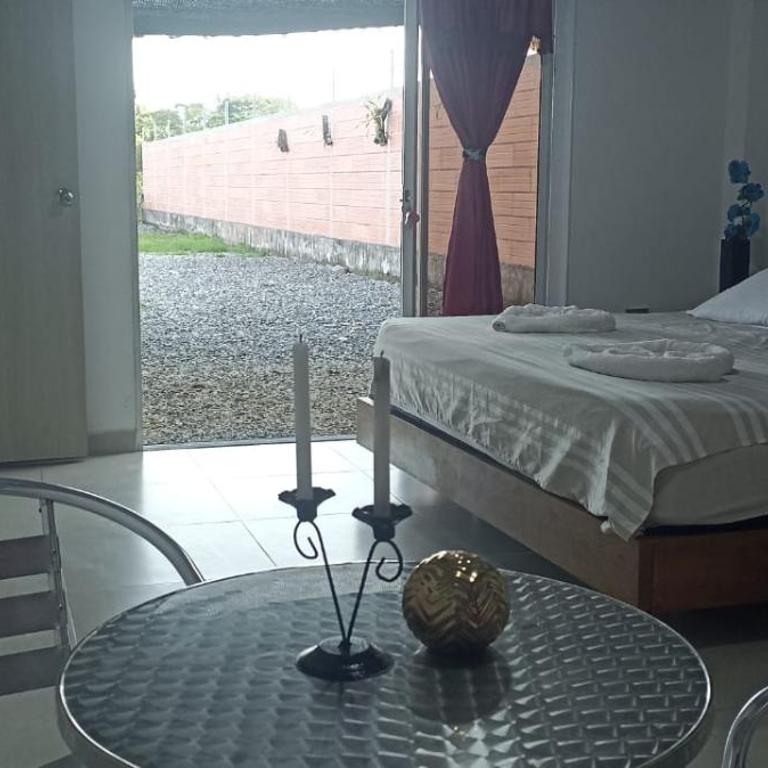 Habitación en casa campestre con piscina - Double or Twin Room with Private Bathroom - 6