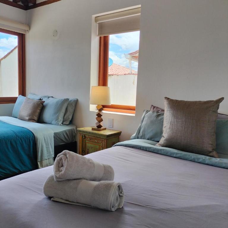 Exclusiva Casa BBQ Parking & Confort - Two-Bedroom Villa - 2