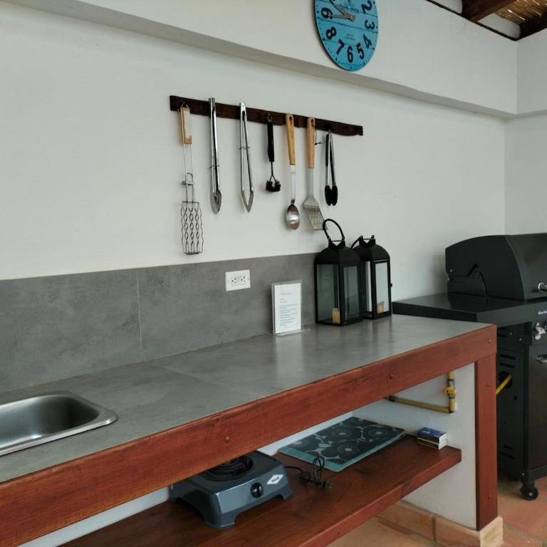 Exclusiva Casa BBQ Parking & Confort - Two-Bedroom Villa - 7