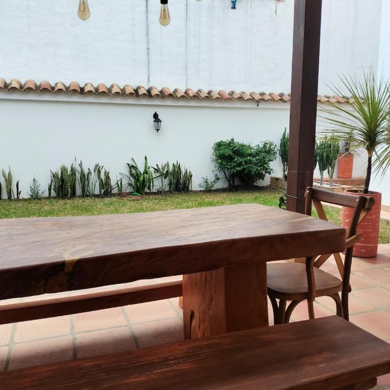 Exclusiva Casa BBQ Parking & Confort - Two-Bedroom Villa - 12