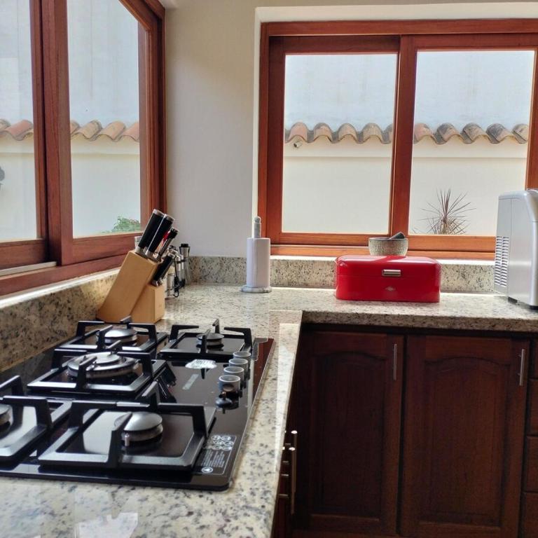 Exclusiva Casa BBQ Parking & Confort - Two-Bedroom Villa - 30