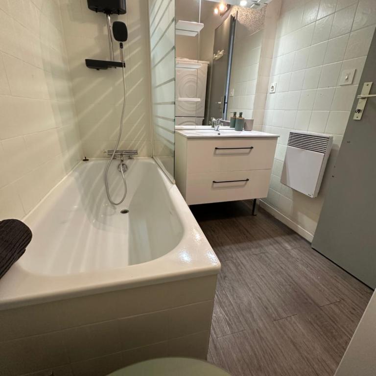 Les instants de Dax - Au coeur des thermes - Appartamento Deluxe con 1 Camera da Letto e Vista Città - 6