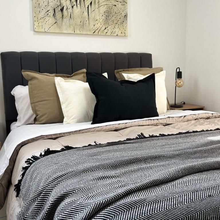 Moderno departamento en el centro de la ciudad - Apartamento de 1 dormitorio - 3