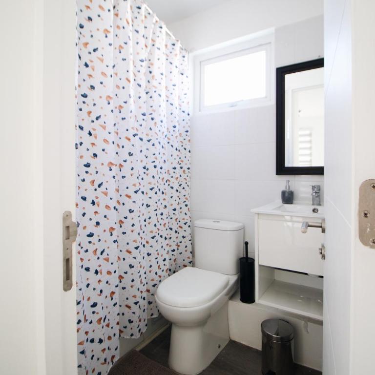 Beach House El Tabo - Three-Bedroom Vacation Home - 3