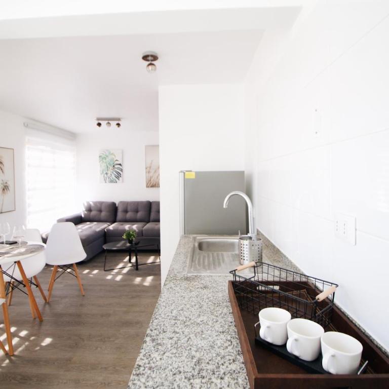 Beach House El Tabo - Three-Bedroom Vacation Home - 31