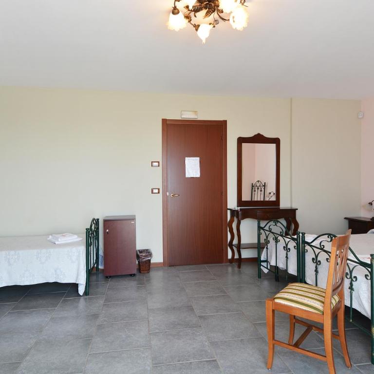 B&B La Castellana - Camera Tripla - 3