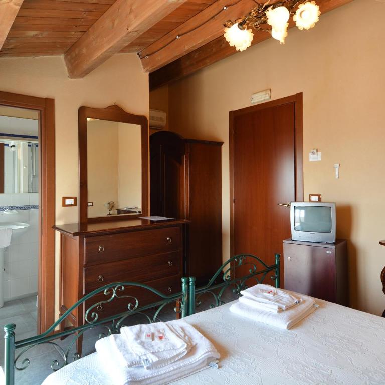 B&B La Castellana - Camera Matrimoniale - 3