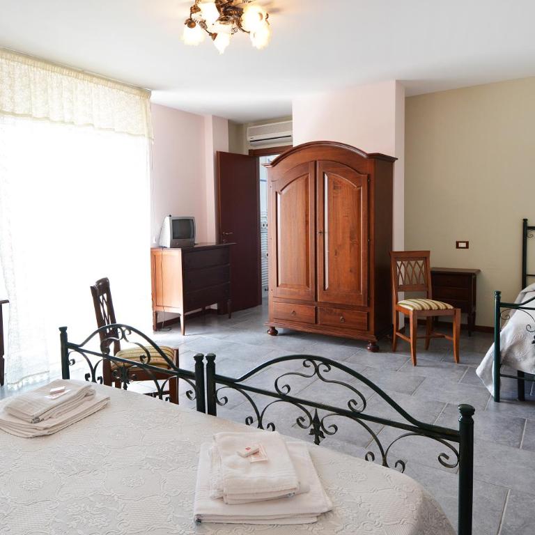 B&B La Castellana - Camera Quadrupla - 5