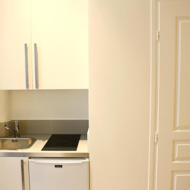 PALAIS ROYAL Paris, rue d'Argenteuil VII - Studio - 10