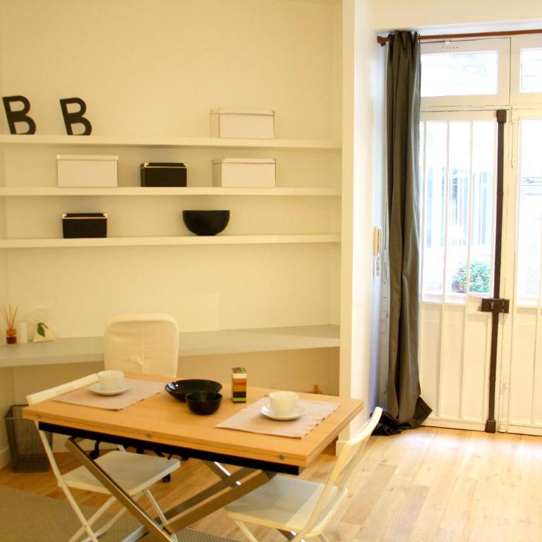 PALAIS ROYAL Paris, rue d'Argenteuil VII - Studio - 8