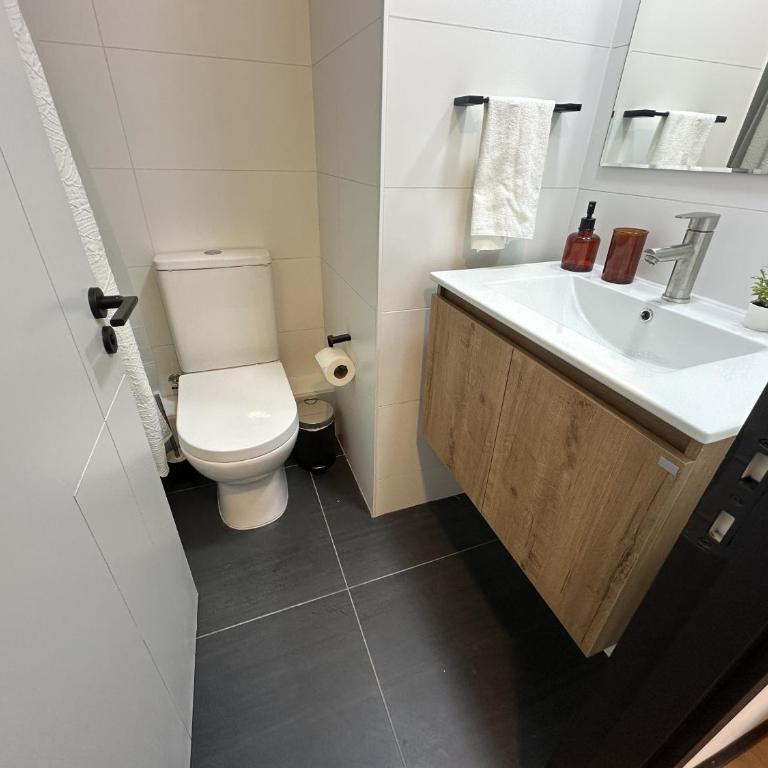 Oceana Suites San Eugenio - One-Bedroom Apartment - 35