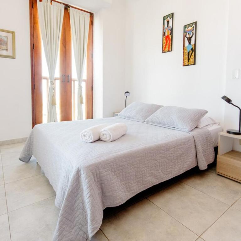 Loft in Old Town, Cartagena - One-Bedroom Apartment - 12