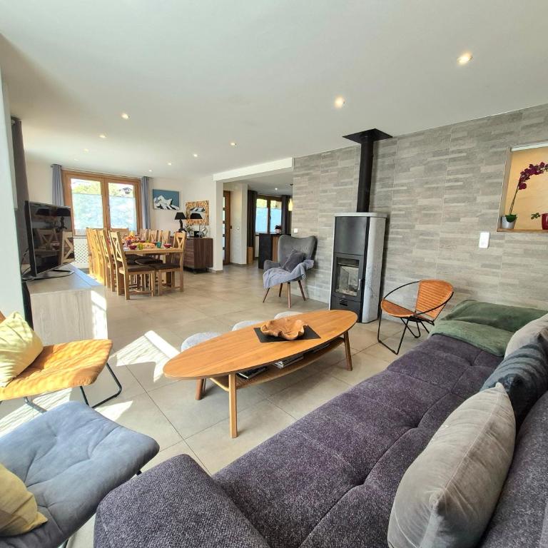 Chalet avec Jacuzzi, billard, jardin clos, proche Paradiski - Chalet - 15