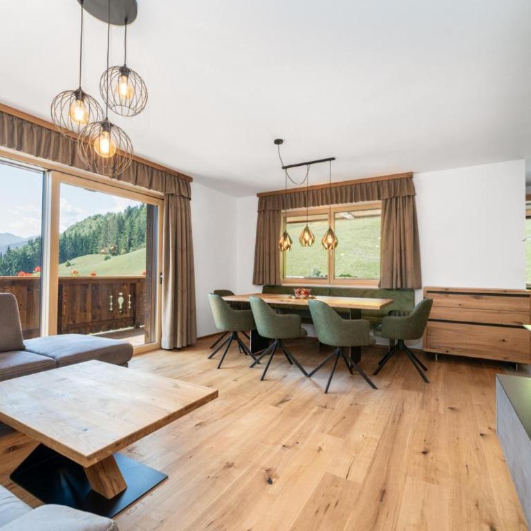 Das Grabnergut - Sommerkarte der Gasteiner Bergbahnen inklusive - Deluxe Apartment mit 2 Schlafzimmern - 3