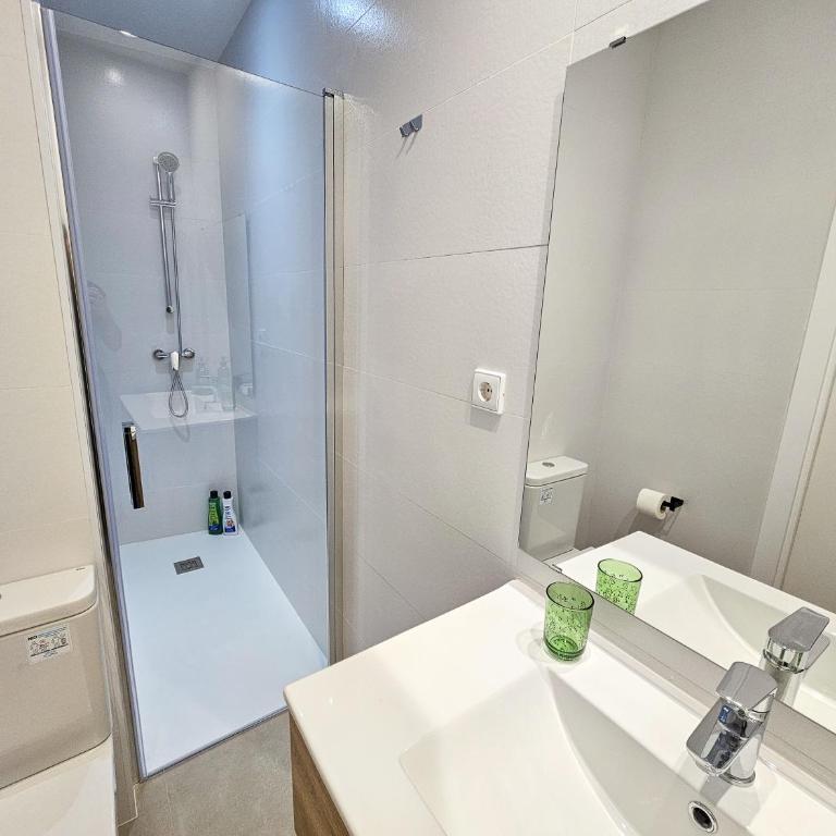 Apartamentos Zaragoza Reconquista 3000 - Two-Bedroom Apartment - 30
