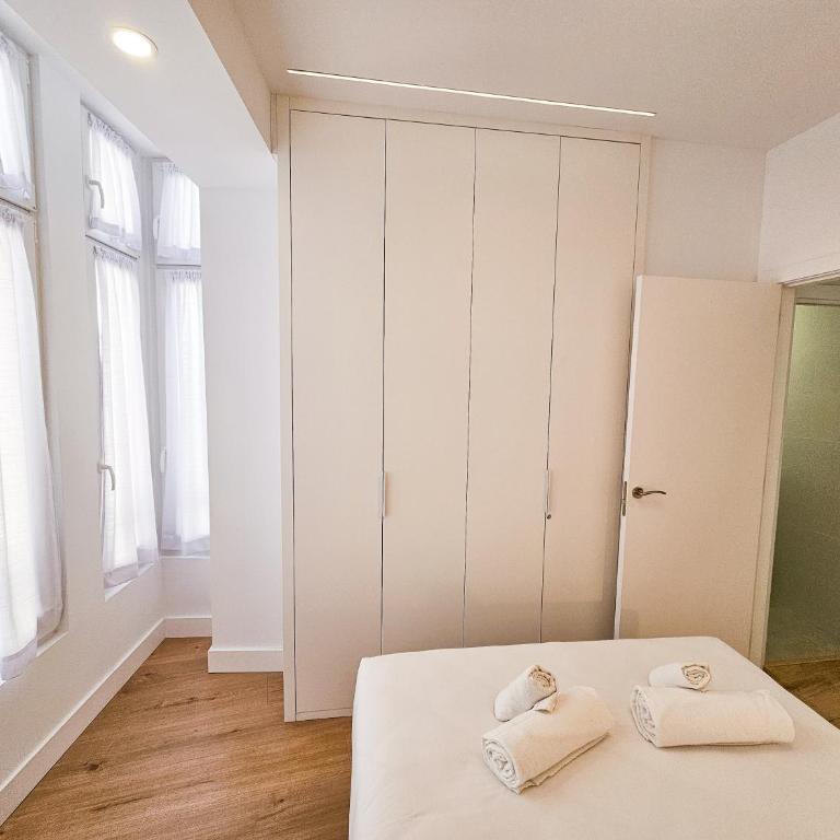 Apartamentos Zaragoza Reconquista 3000 - Two-Bedroom Apartment - 16