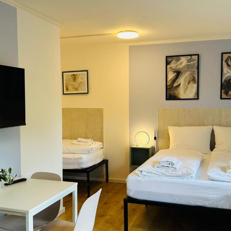 Nette Apartments mit Terrasse - Studio 30 with balcony - 1