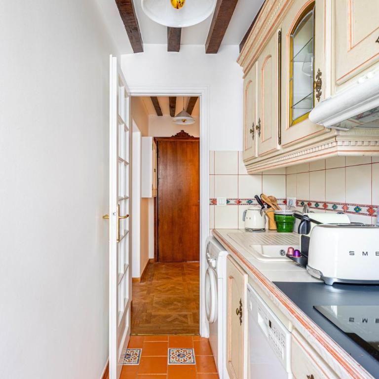 GuestReady - Chic & Central Paris Hideaway for 2 - One-Bedroom Apartment - 12