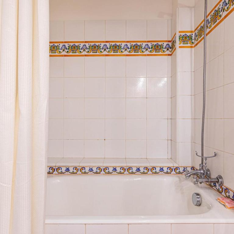 GuestReady - Chic & Central Paris Hideaway for 2 - One-Bedroom Apartment - 13