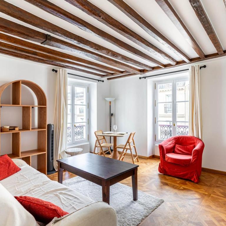 GuestReady - Chic & Central Paris Hideaway for 2 - One-Bedroom Apartment - 1