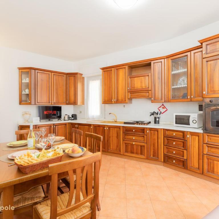 Rapallo Vintage House - Appartamento con 2 Camere da Letto - 8