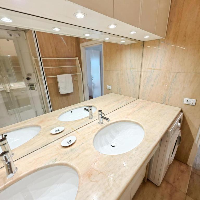 Poerio 7th Floor Jacuzzi Bath Apartment - Appartamento con 2 Camere da Letto - 18