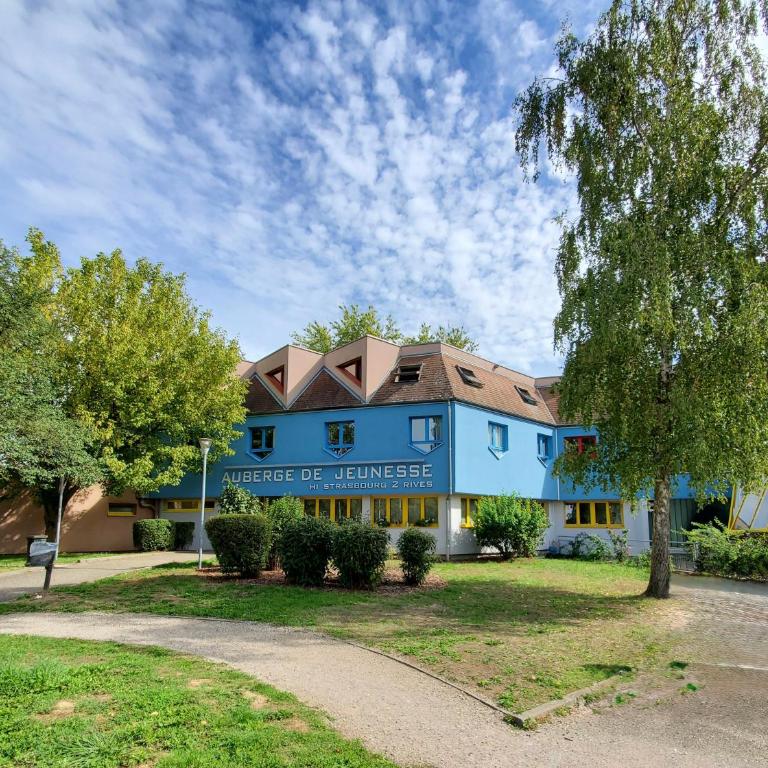 Auberge de Jeunesse HI Strasbourg 2 Rives - Camera Doppia con Letti Singoli con Bagno - 1