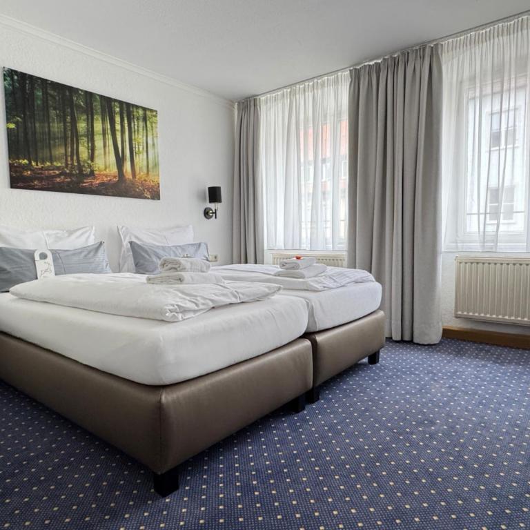 Hotel Goldener Hirsch - Doppelzimmer - 3