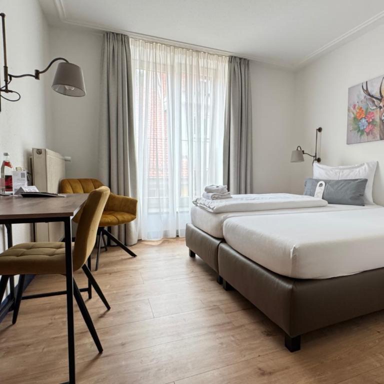 Hotel Goldener Hirsch - Doppelzimmer - 4