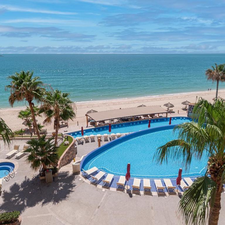 Sky Hidden Gem Oceanfront - Vacation Home - 23
