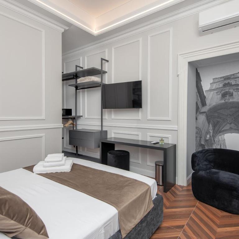 Naples Plaza Duomo - Camera Quadrupla Luxury - 3